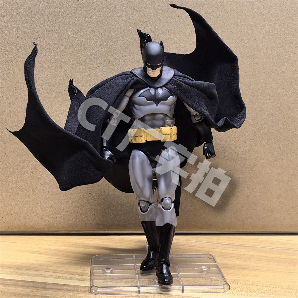 CT Toys MAFEX No.126 Hush Batman Black Ver. Action Figure New Boxed (US STOCK)