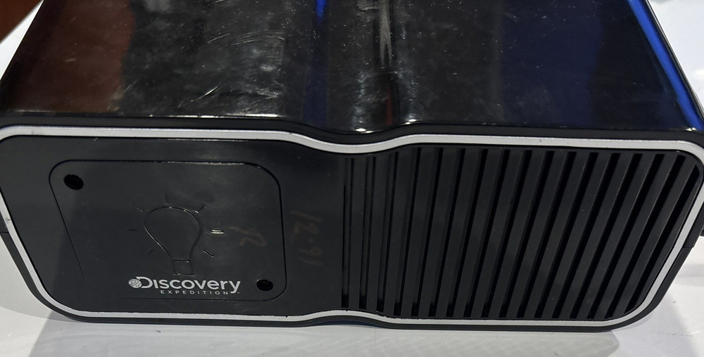 2011 PreOwned Discovery Wonderwall Projector 1625075