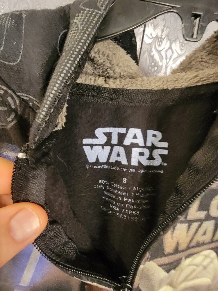 Star Wars Clone Wars boy's black full zip jacket size S