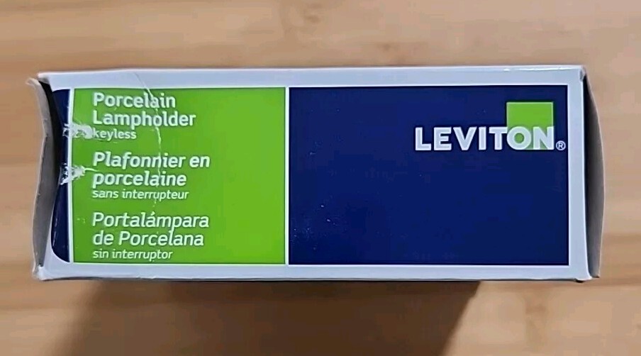 Leviton Porcelain Ceiling Lampholder Keyless Light Socket White 49875