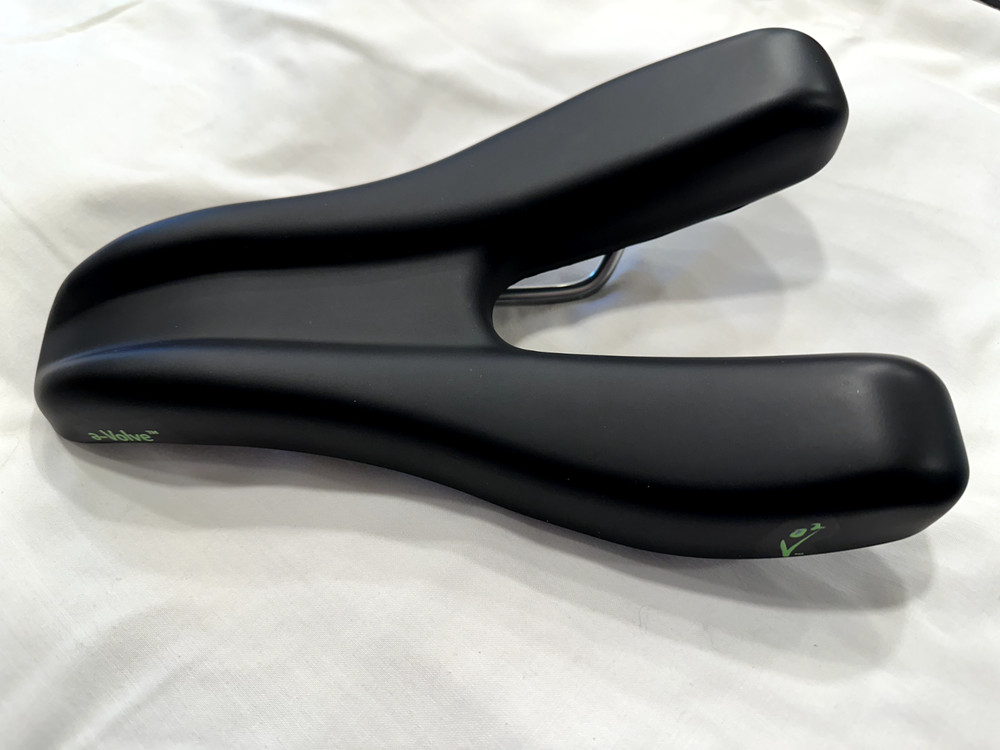 e-Volve 2.2-0.6" Comfort Saddle - New without Retail Packaging