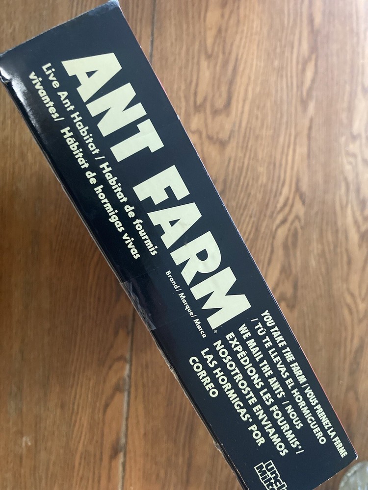 Uncle Milton's Ant Farm ORIGINAL authentic ANT FARM NEW/SEALED = (CODE FOR ANTS)
