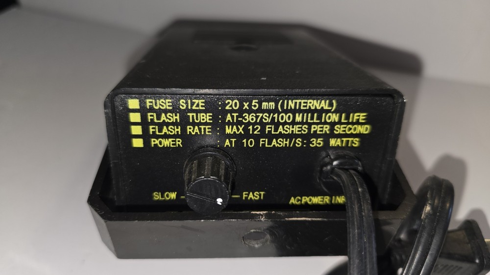 Chauvet Mini Strobe LED Lightweight Black Bracket