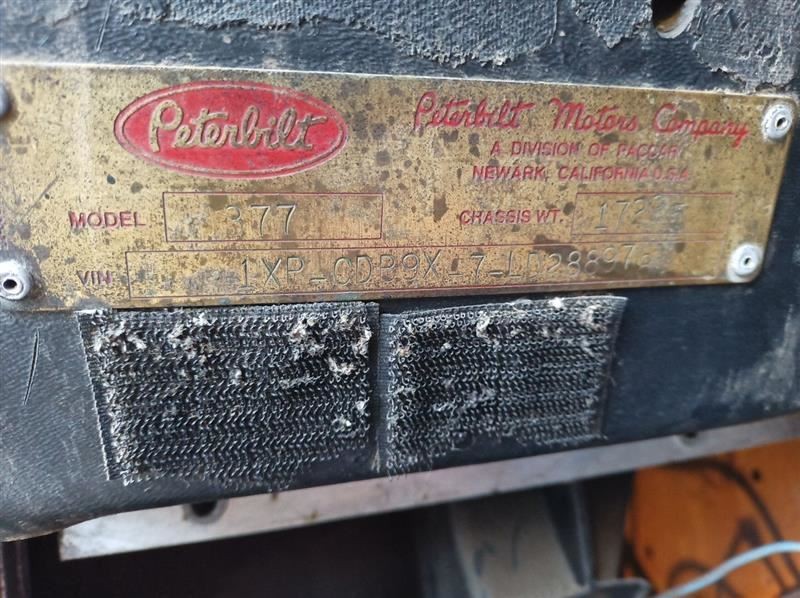 1990 Peterbilt 377 Driver Side Sun Visor, Dirty (10430429