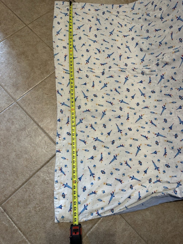 Cutters Handmade blue and white geometric pattern quilt