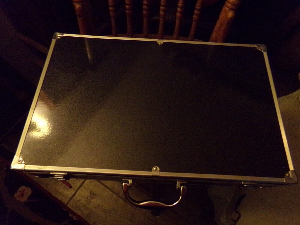 UNKNOW MAKE AND MODEL CASE FOR DRONE