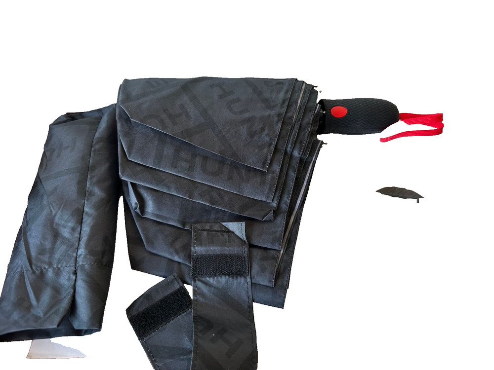 NWT HUNTER Vented Compact Umbrella With All Over Logo Patch Double Sided