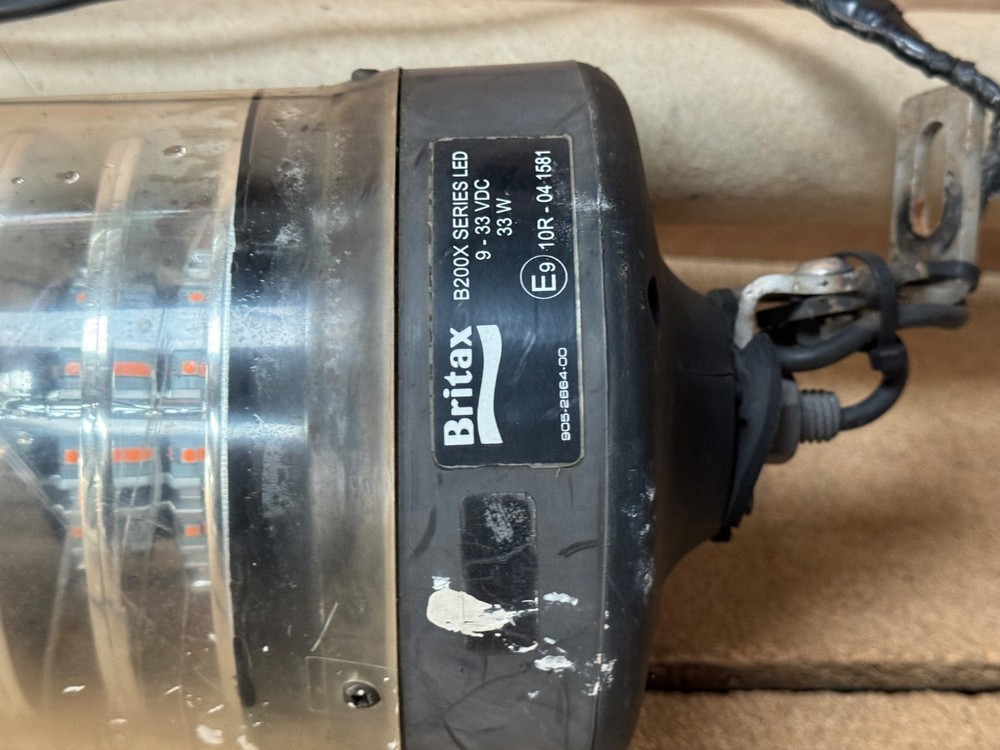 Britax B200 LED Clear beacon 12V 24V 33W
