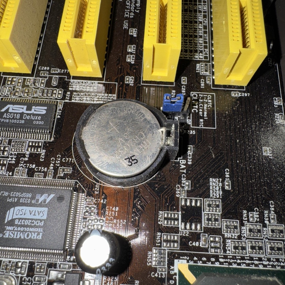 Asus K8V Deluxe socket As Pictured