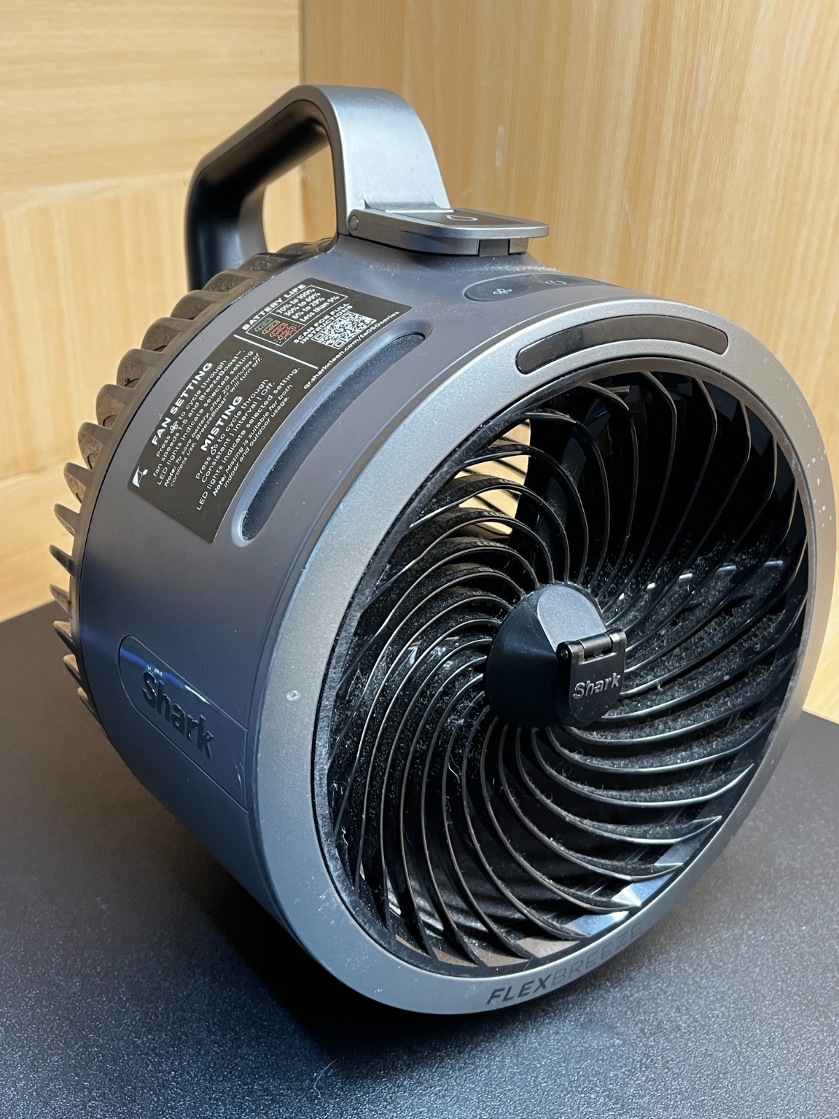 Shark FlexBreeze HydroGo FA052 Misting Portable Fan Gray Corded/Cordless 5 Speed