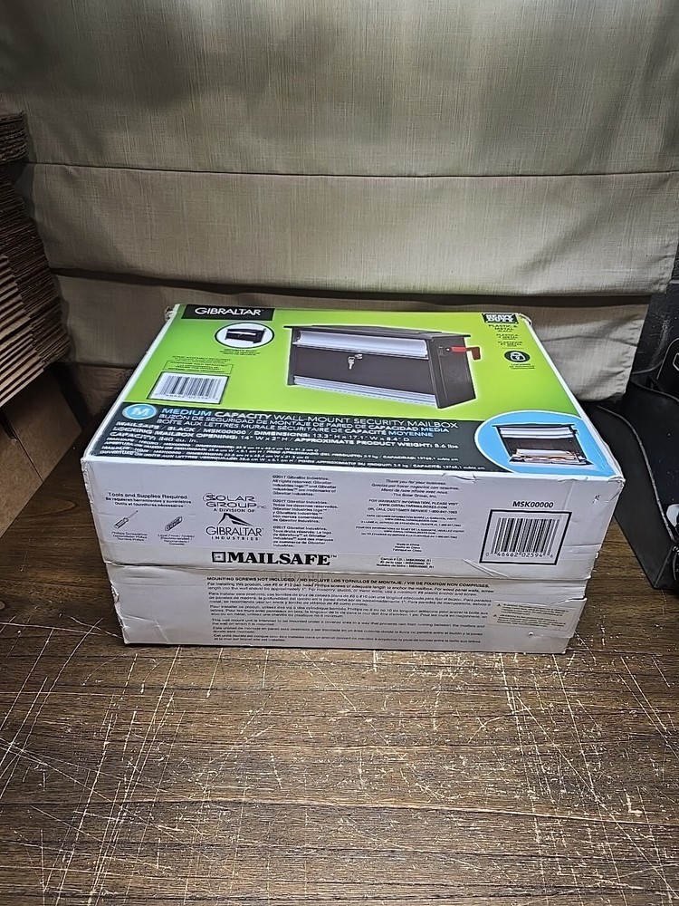 Gibraltar Wall-Mount Locking Mailbox - Black (MSK00000)