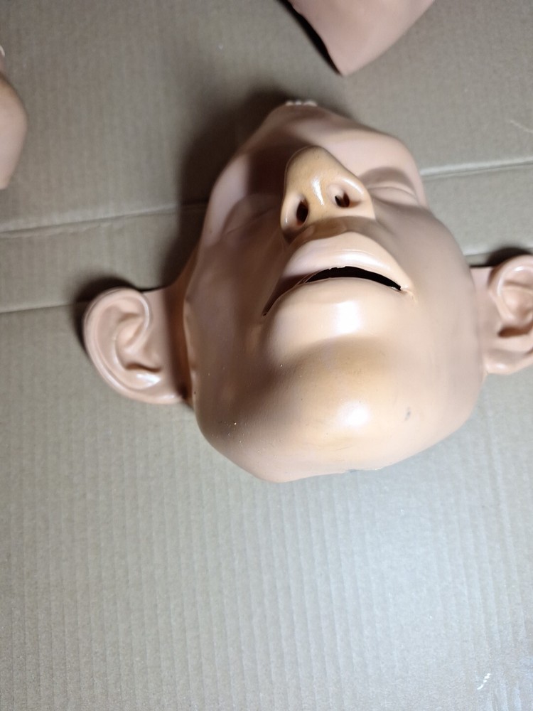 Ambu Man Clr Manikil Face