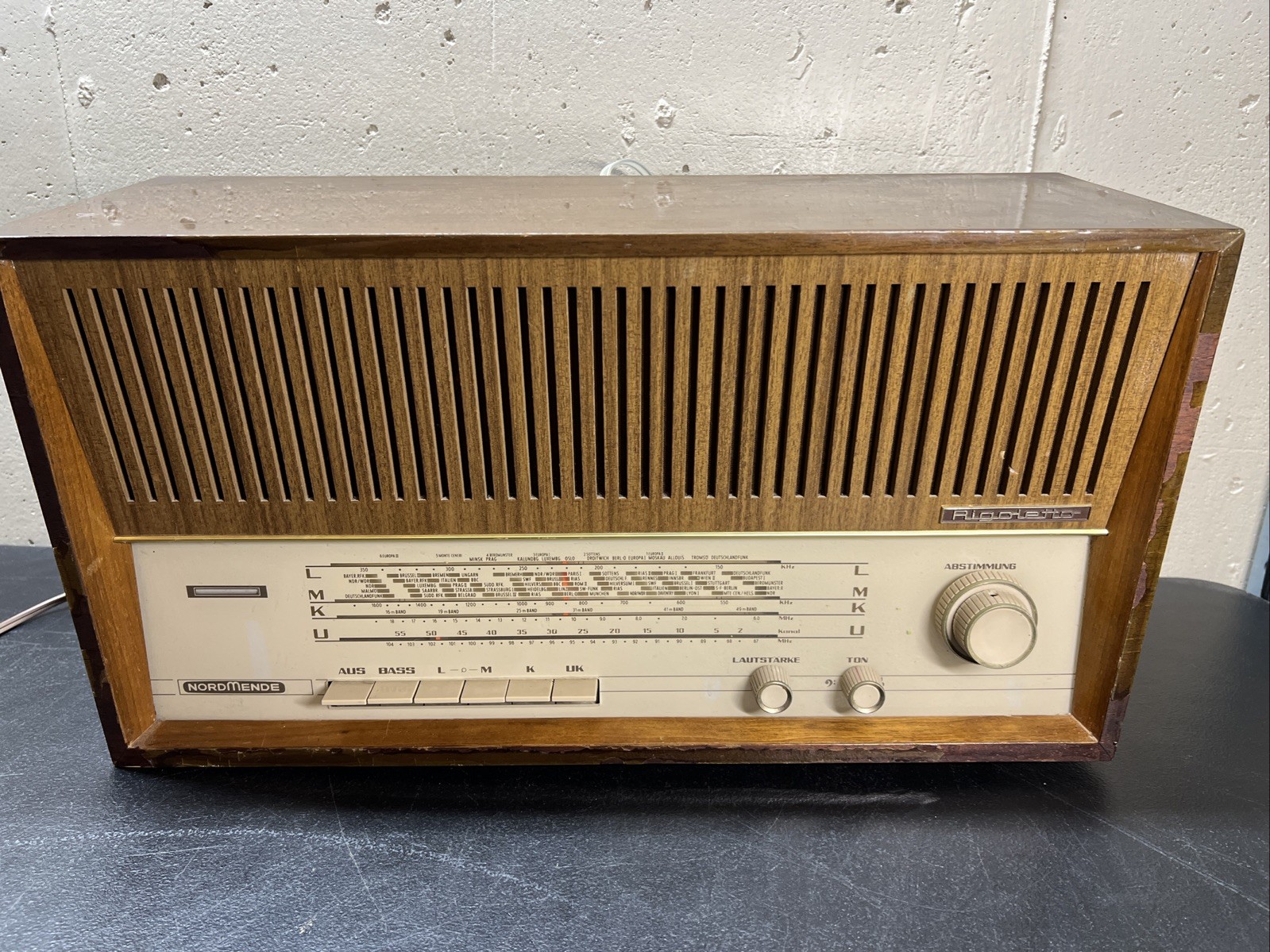 NORDMENDE RIGOLETTO RÖHRENRADIO