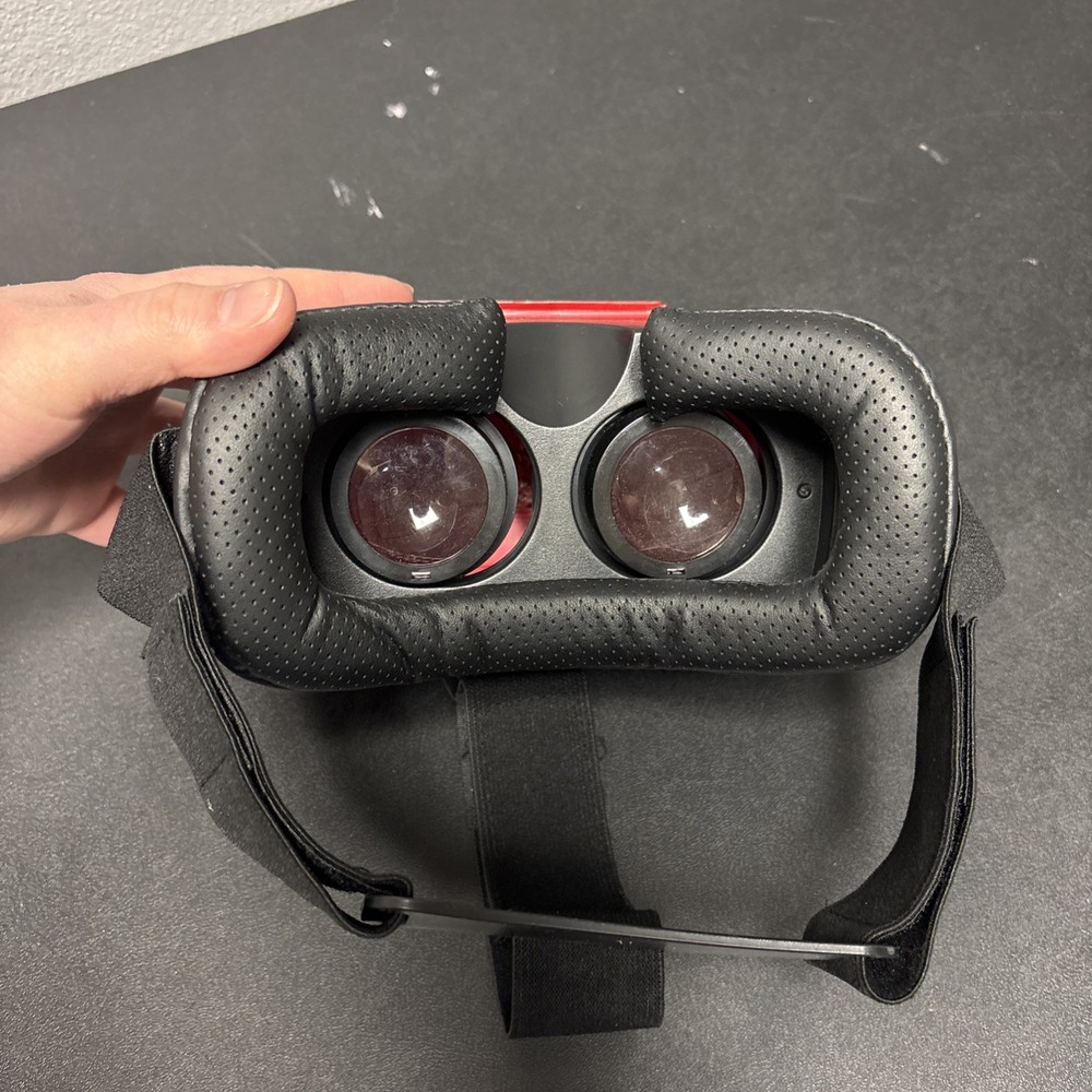 ONN Virtual Reality SmartPhone Headset - Red