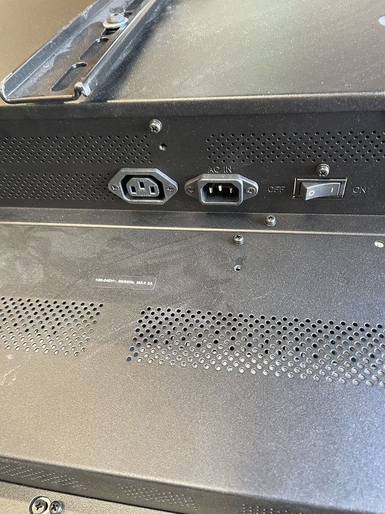 SMARTTECH SBID8070I-G4 70" Interactive Flat Panel LCD TOUCH SCREEN.SKU213837