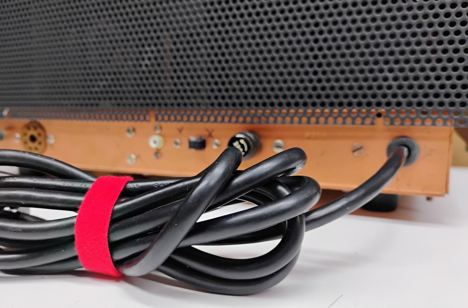 Vintage EICO Model 720 90 Watt CW Amateur Radio Transmitter. Powers Up!