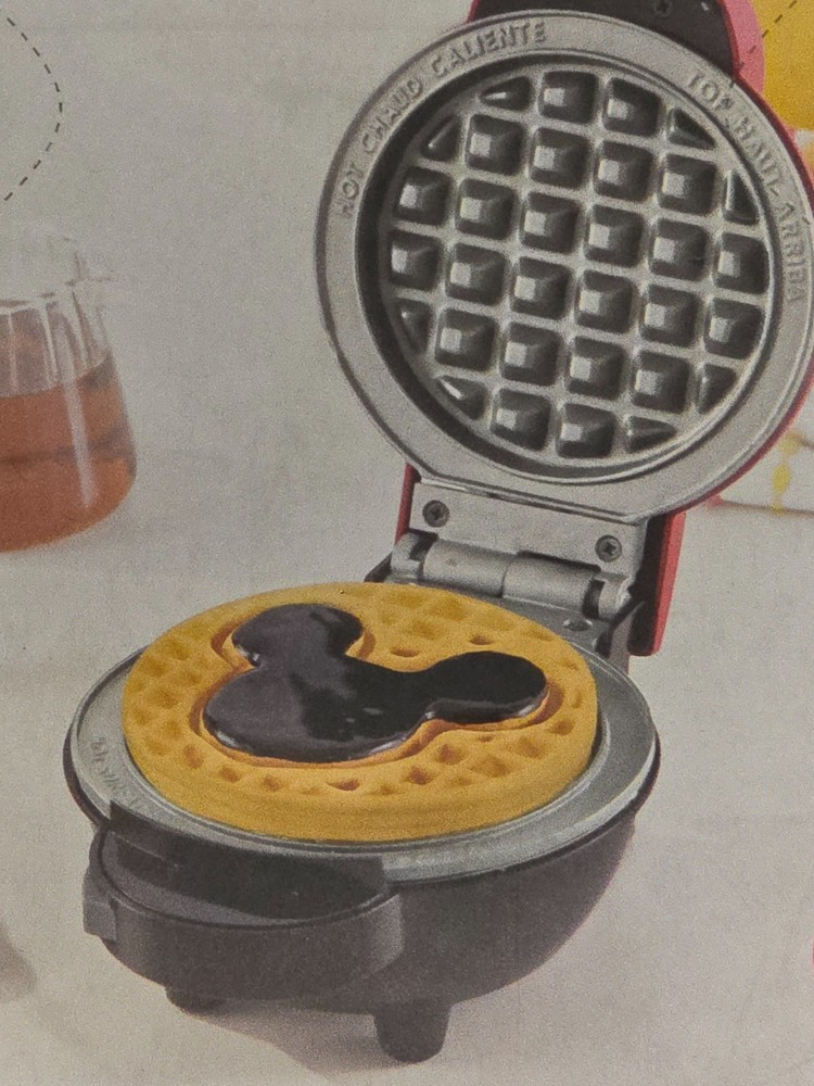 Disney Dash Mickey Mouse Removable Waffle Plates for Mini Maker Set New