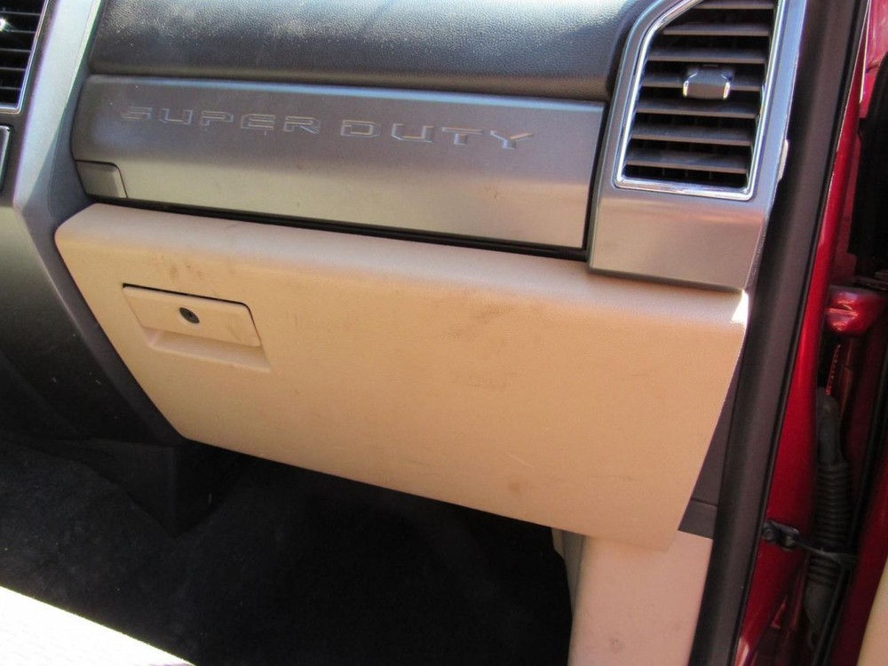 F250SD    2017 Glove Box 1077469
