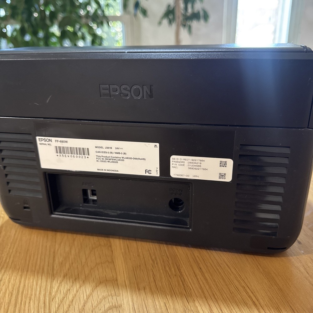 Epson Fastfoto FF-680W Wireless Photo & Document Scanner READ DESC. UNTESTED