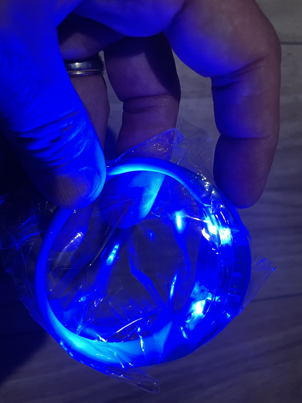 BANGLE BRACELET FLASH GLOW BAND LIGHT-UP EL LED MOTION SOUND ACTIVATED WRISTBAND