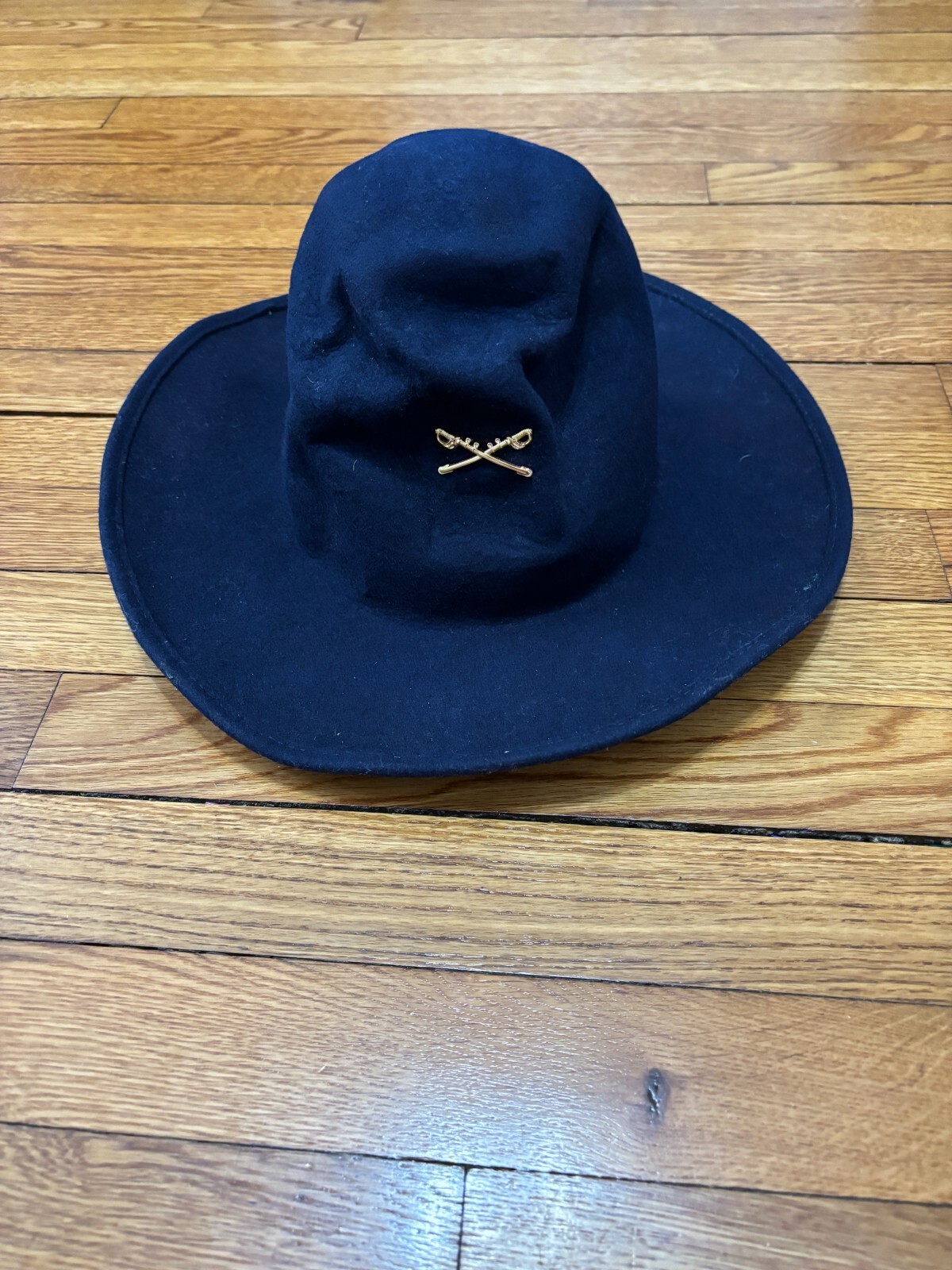 Vintage US Army Cavalry Navy Blue Wool Felt Bucket Hat Sz 7 1/8 w Emblem Pin