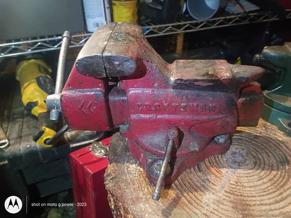 Craftsman Vise