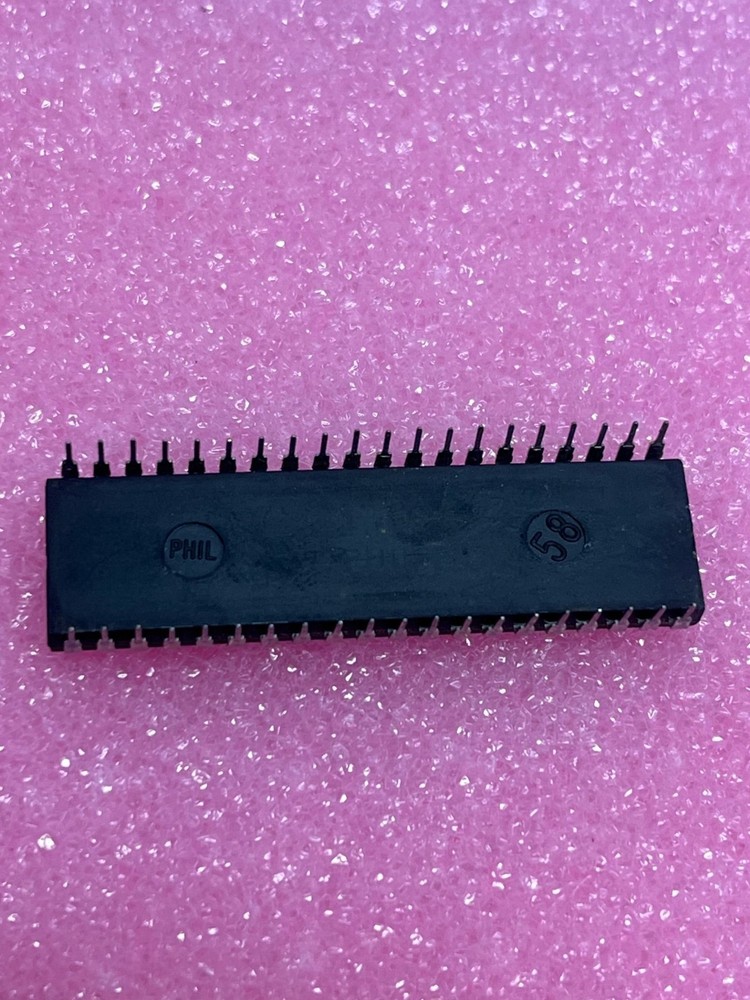 Motorola MC6802P IC, MICROPROCESSOR, 8-BIT, MOS, DIP 40PIN PLASTIC - NEW!