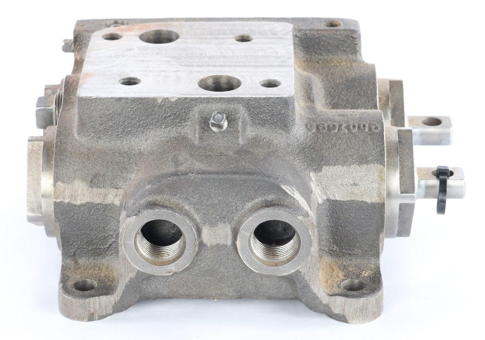 New 9007697 Terex Valve Assembly