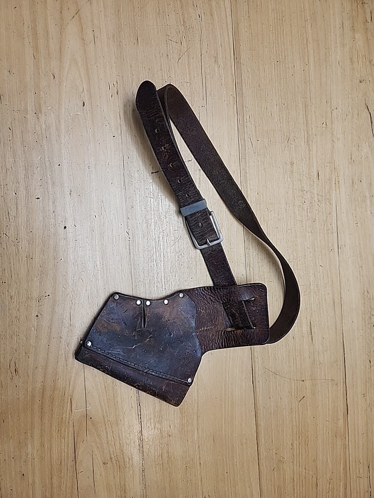 VINTAGE GUN HOLSTER AND BELT