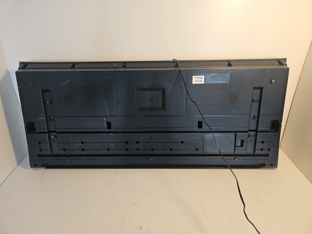 Yamaha PSR E443 61 Key Keyboard - Gray