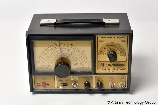 B&K Precision 2005A RF Signal Generator