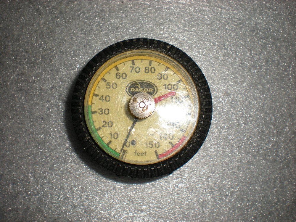 Vintage DACOR Scuba Diving Wrist Depth Gauge MISSING STRAPS ASIS UNTESTED