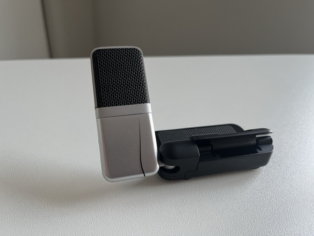 Samson Go Mic USB Condenser Microphone Silver Black - CRACKED CASING