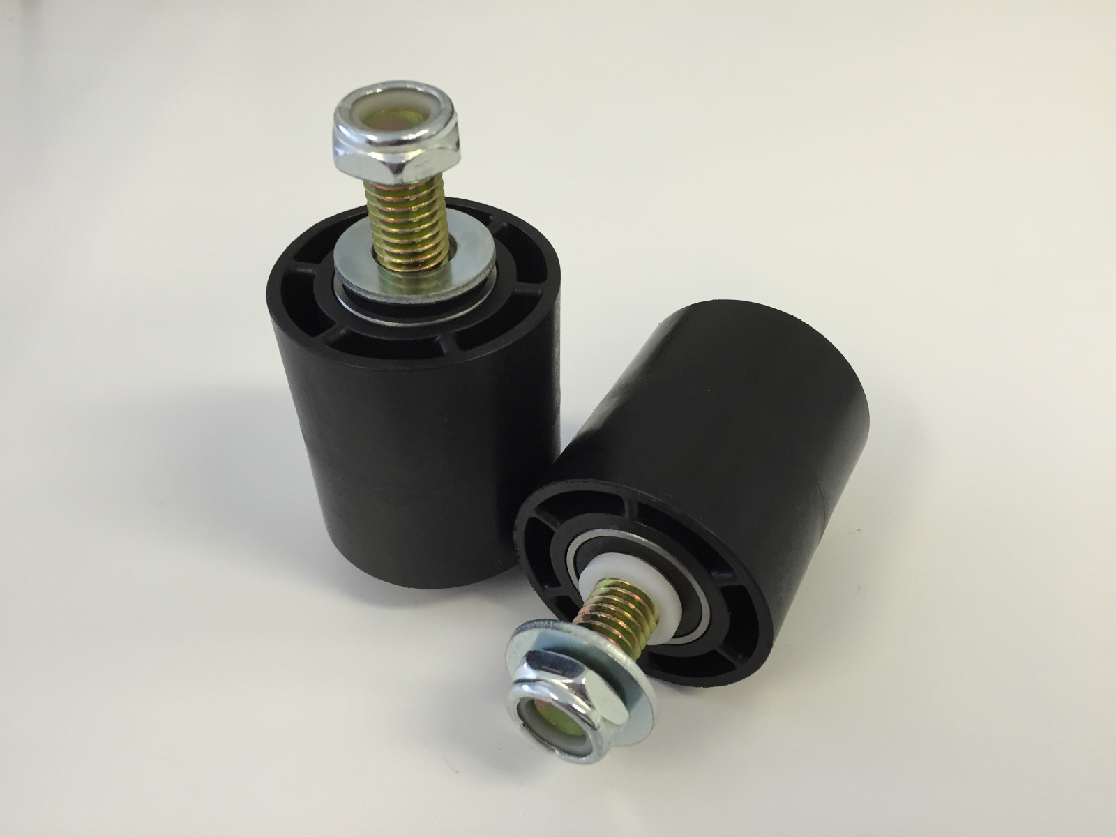 Belt grinder wheels for 2x72" knife grinders Set of 2, 2" wheels with bolt axles