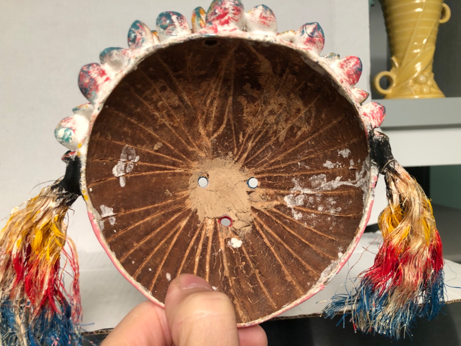 MEXICO FOLD ART COCONUT SHELL WALL MASK STING HOLDER GIRL PINK