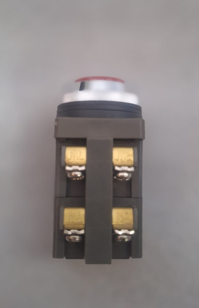 IDEC ABN 11610N Non-Illuminated Push Button Switch