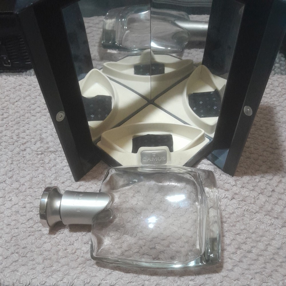 Authentic Empty Camus Extra Cognac Rare Crystal bottle 70cl Excellent Condition