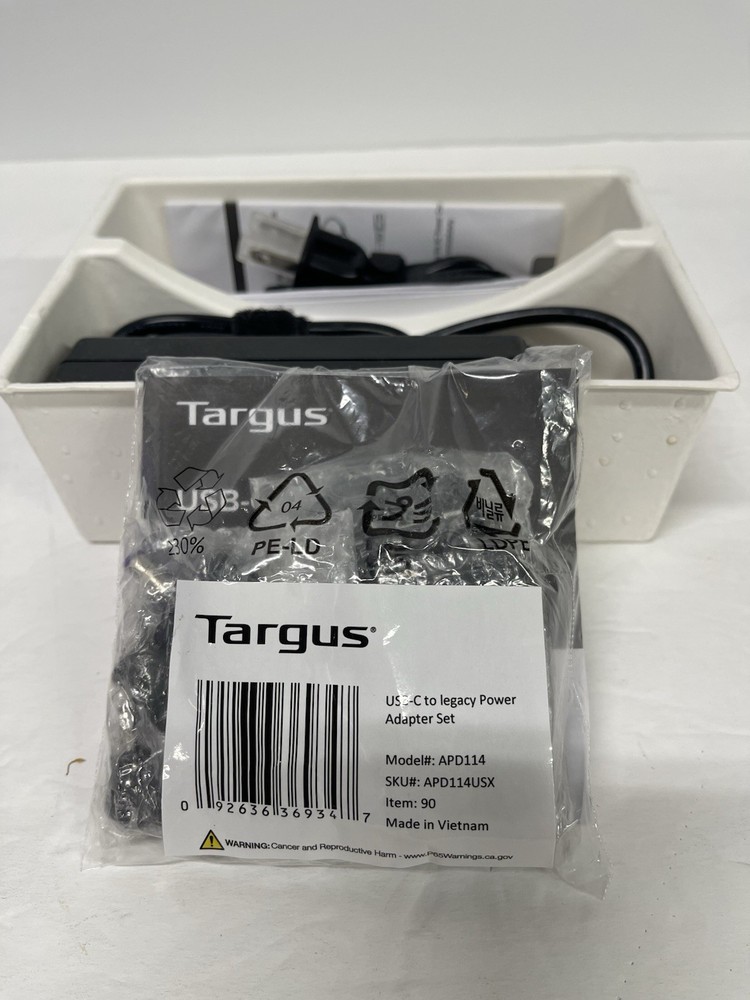 Targus Universal Charger Including all USB-C Devices - Black