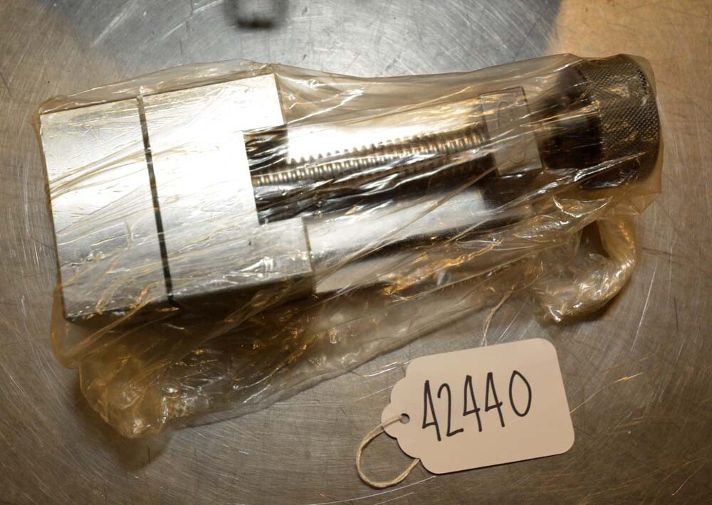 Japan Automatic Machine Co. Precision Vise (Inv.42440)