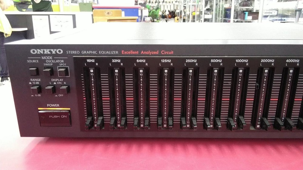 Onkyo Graphic Equalizer E-707
