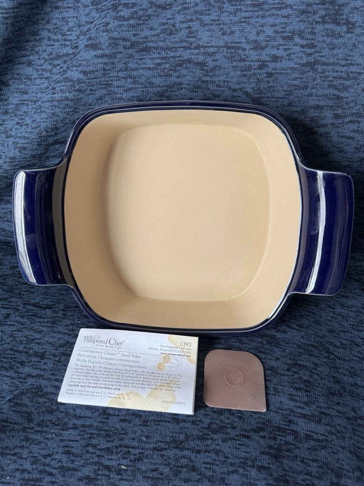 Pampered Chef Contemporary Classics Ceramic Small Baker