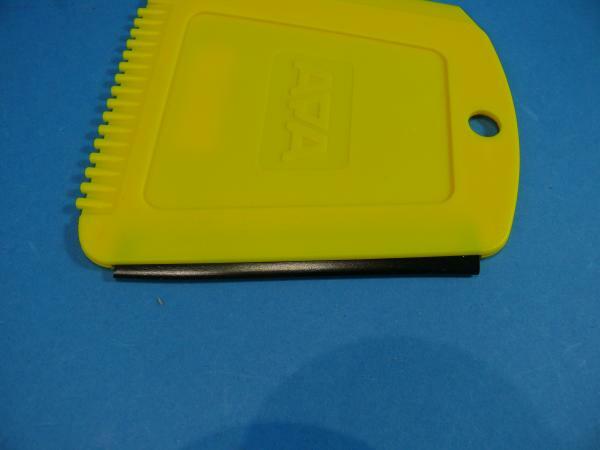 Apa Eiskratzer Trapez