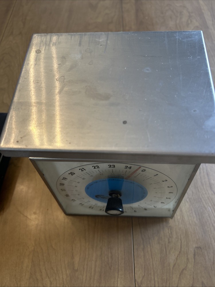 Edlund Model SR-25 Premier Series 25 lb Max Top Loading Mechanical Scale