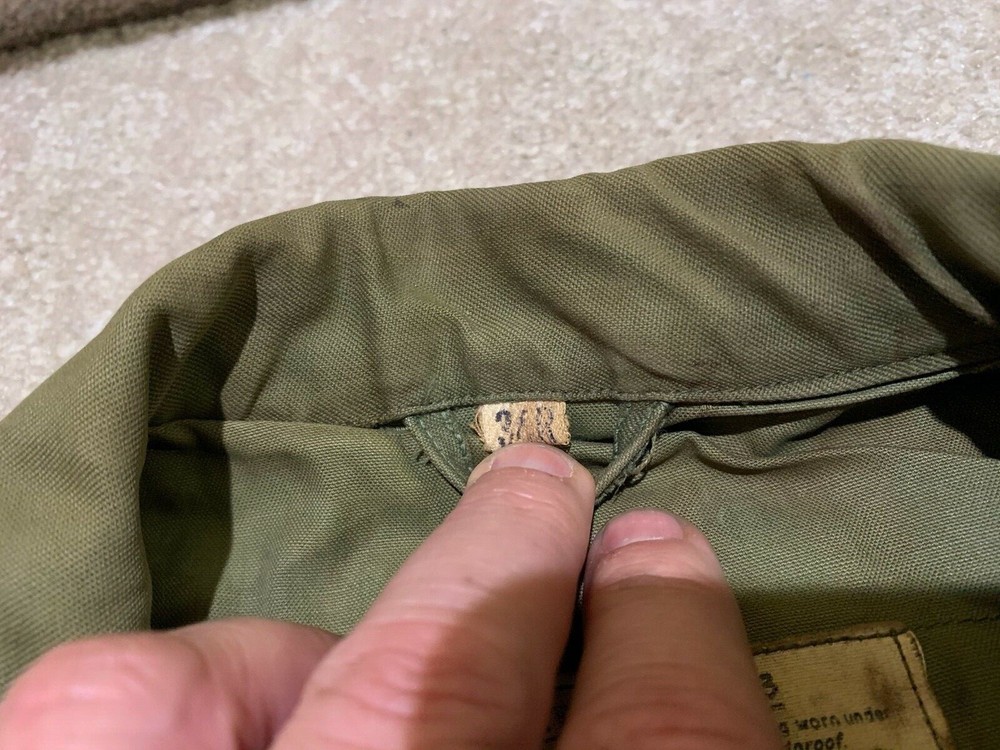 US Military Field Jacket M-1943 OD Green WWII Button Front Dated 1945 Size 34R