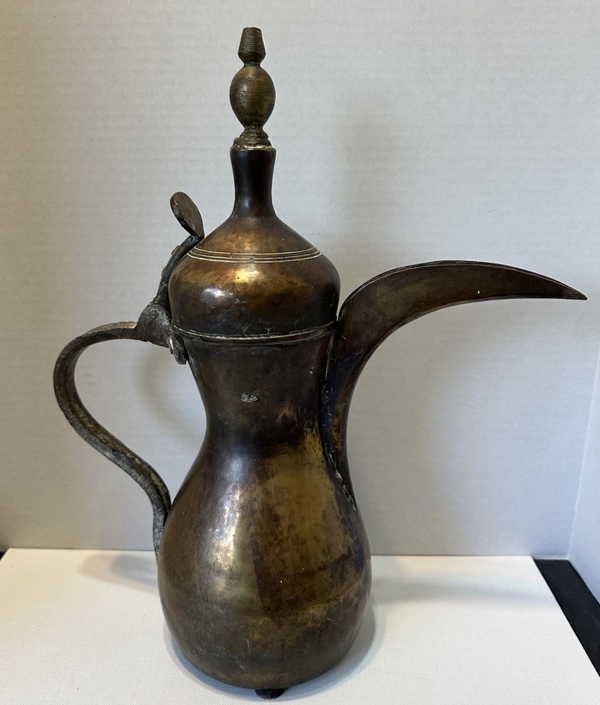 VTG Brass Stamped Large Middle Eastern Dallah Aribic Coffee Pot