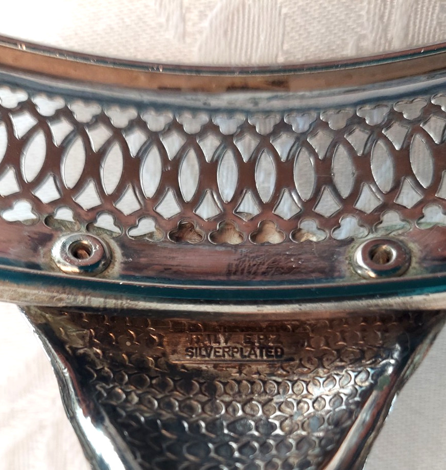 Italy EPZ Silverplate Round Casserole Holder Ornate Footed Serving Stand 8.5 in