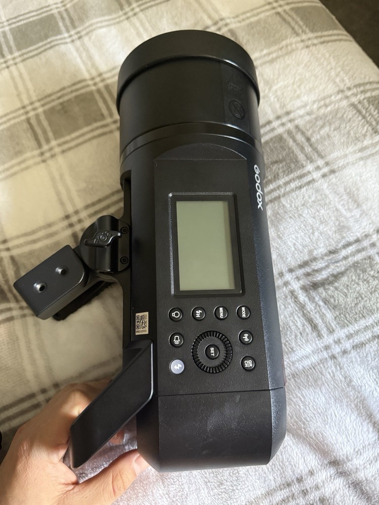 Godox A600 Pro Camera Flash Light Barely Used Excellent Condition
