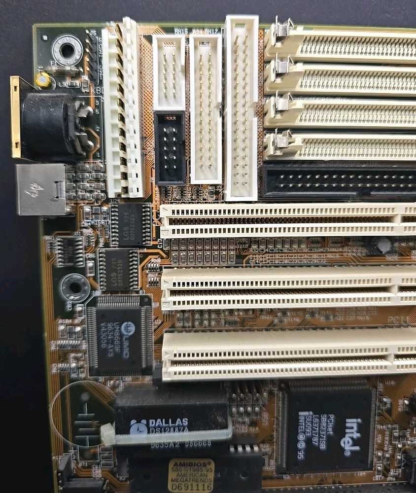 Biostar MB-8500TVX-A Socket 7 Motherboard Version 2.2