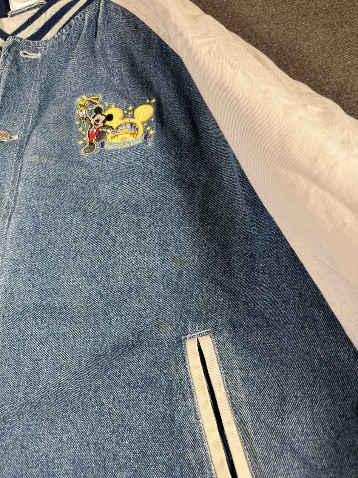 Vintage Walt Disney The Happiest Celebration On Earth Jacket Men’s Size XL Denim