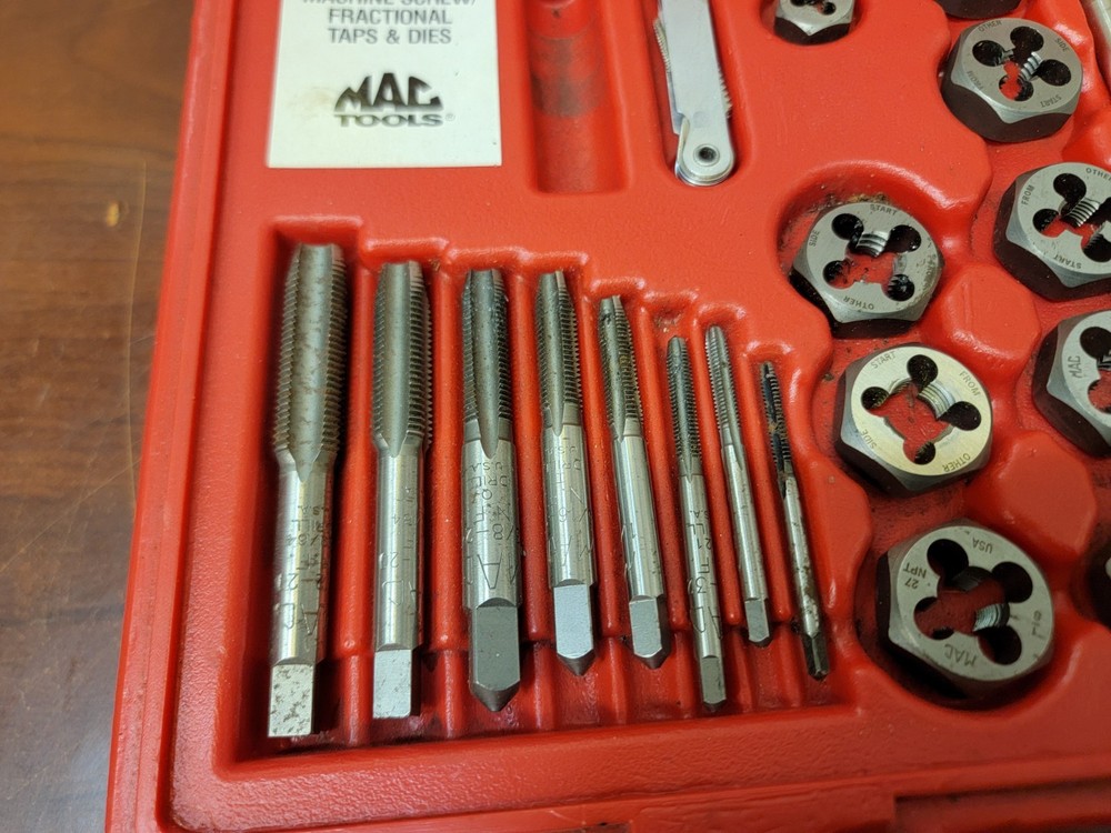 Mac Tools TDCOMBO Tap and Die Set...missing a piece